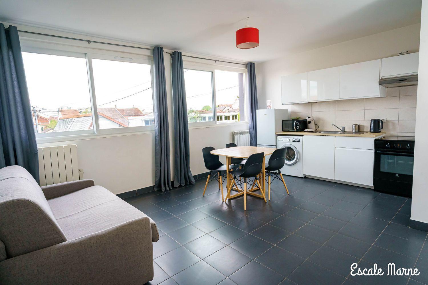 Escale-Marne Fr - 202 - Free Parking - Free Luggage Storage - All Equipped - Linen Included - Washing Machine - 10Mn Walk Metro 8 - Rer A - Panoramic View - From 1 To 14 Guests Maisons-Alfort Room photo