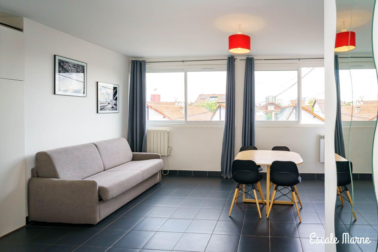 Escale-Marne Fr - 202 - Free Parking - Free Luggage Storage - All Equipped - Linen Included - Washing Machine - 10Mn Walk Metro 8 - Rer A - Panoramic View - From 1 To 14 Guests Maisons-Alfort Room photo